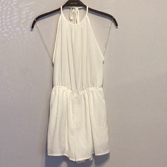 UK3LA white halter romper size xs - Picture 1 of 7